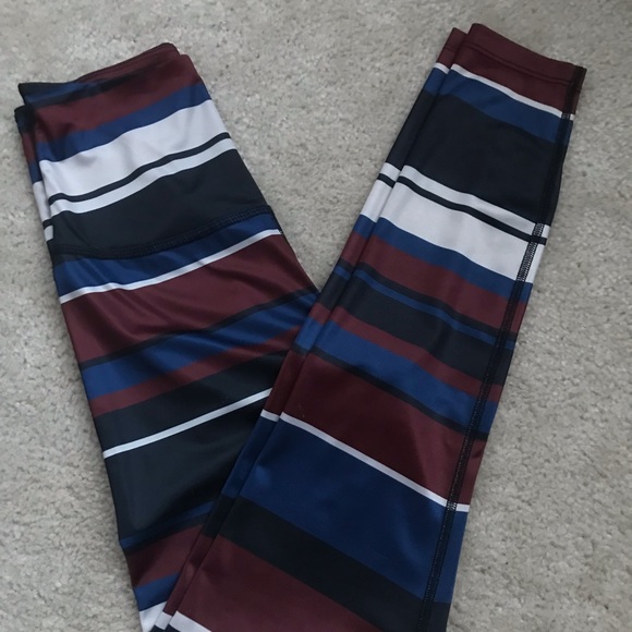 Beyond Yoga, Yoga Pants - Picture 2 of 3